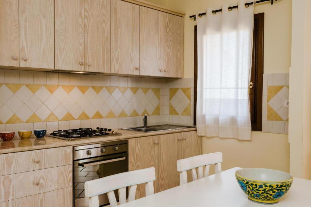 Le Perle Di Golfo Aranci Villa Exterior photo