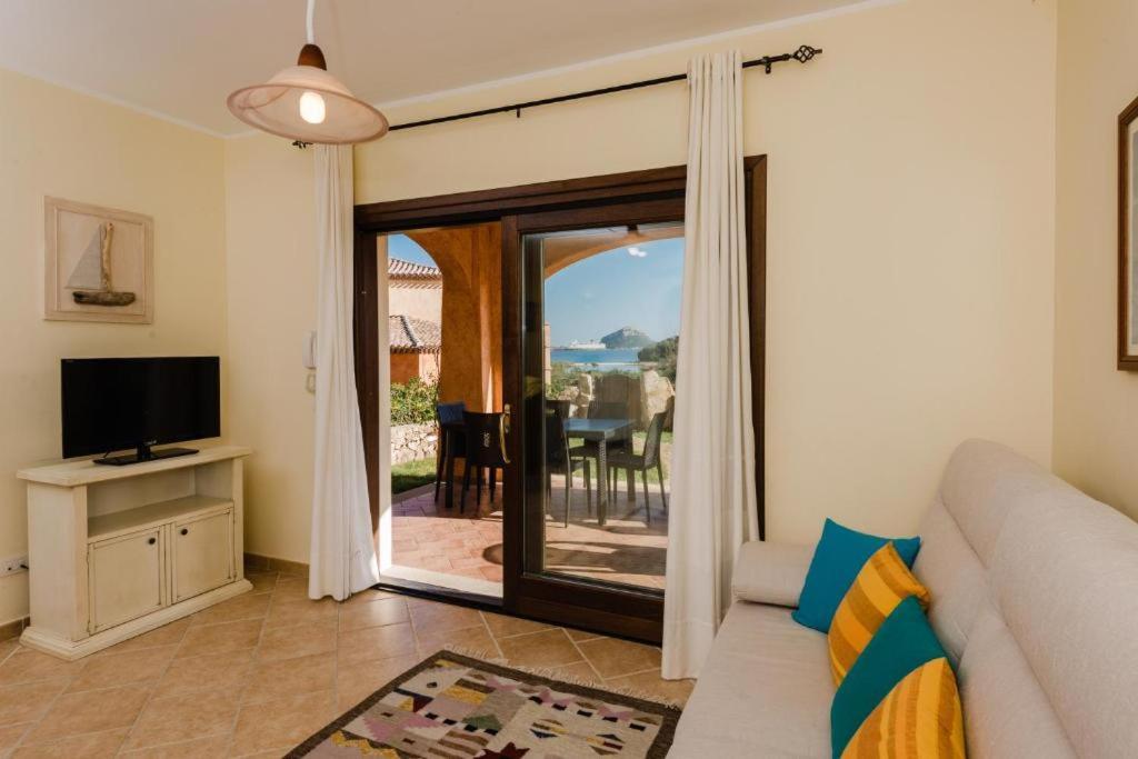 Le Perle Di Golfo Aranci Villa Exterior photo