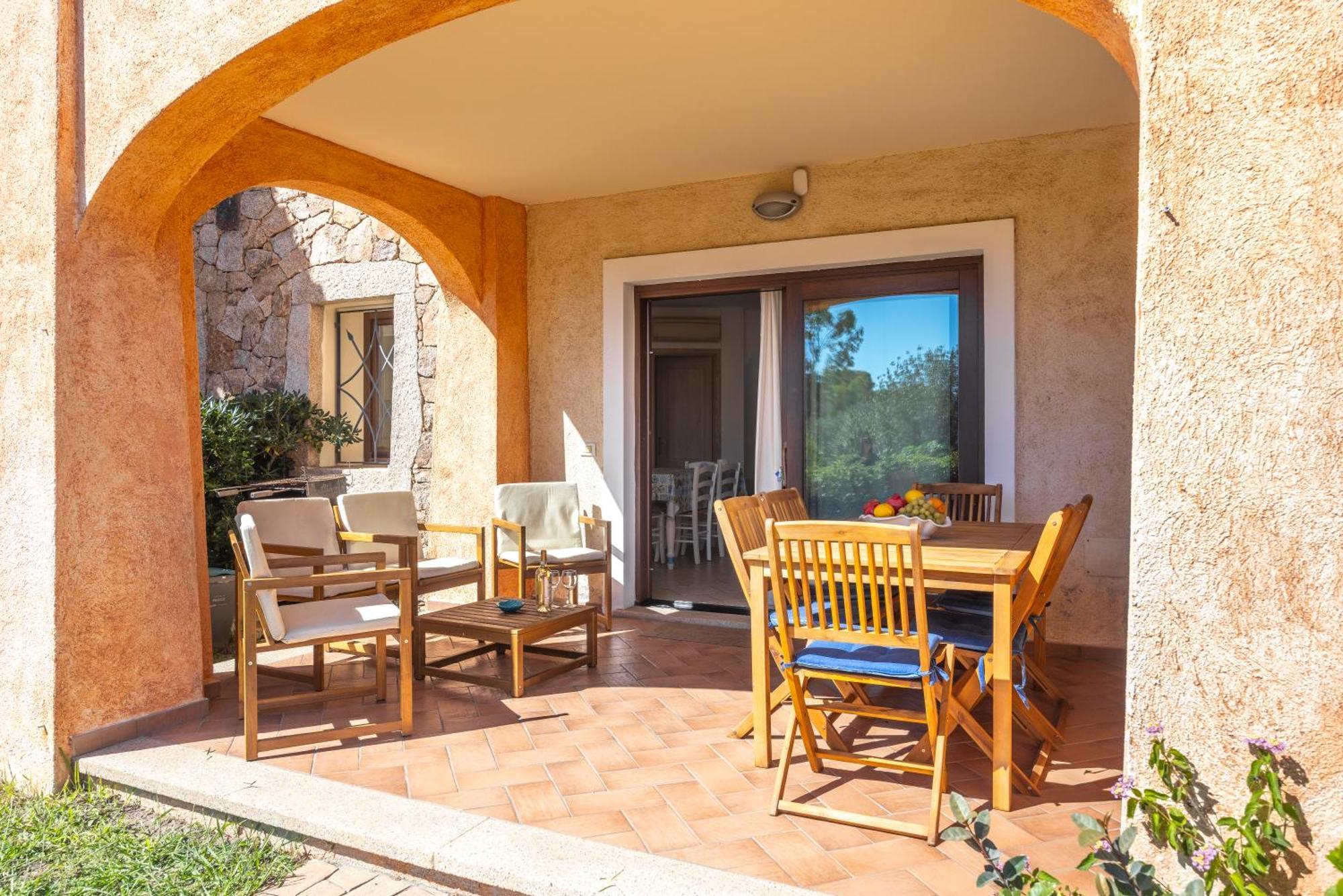 Le Perle Di Golfo Aranci Villa Exterior photo